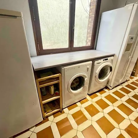 Casa de Férias Maison Familiale 3 Chambres, 3 Salle De Bain, Proche Rer A - Paris -